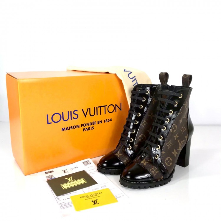 LOUİS VUİTTON STAR TRAİL ANKLE BOOT